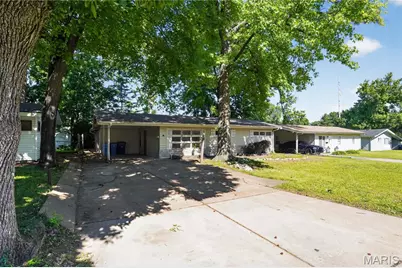 16 Brightwell Court, Saint Louis, MO 63031 - Photo 9
