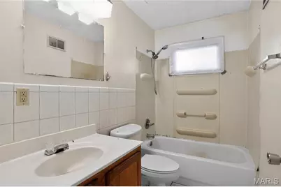 16 Brightwell Court, Saint Louis, MO 63031 - Photo 25