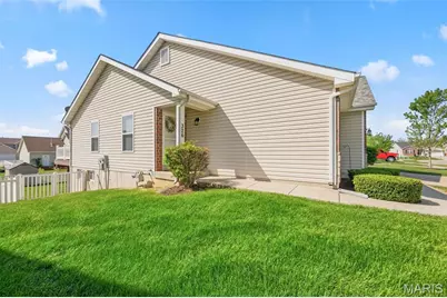 326 Stone Village Drive, Wentzville, MO 63385 - Photo 3