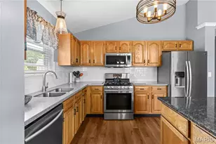 4 Green Haven Ct, Saint Peters, MO 63376 - Photo 7