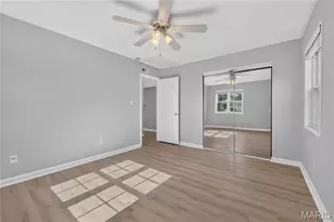 1527 Swallow Dr, Brentwood, MO 63144 - Photo 19