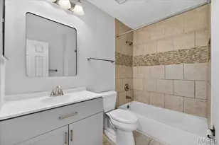 1524 Swallow Dr, Brentwood, MO 63144 - Photo 17
