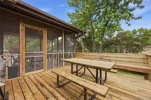 3846 Coachella Dr, Saint Louis, MO 63125 - Photo 37