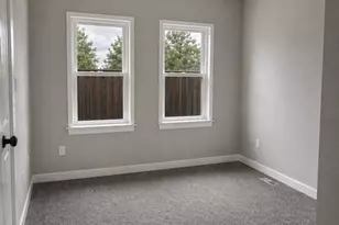 4822 Ashland Ave, Saint Louis, MO 63115 - Photo 3