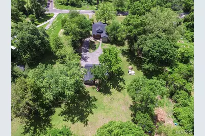12420 Bellefontaine Road, Saint Louis, MO 63138 - Photo 27