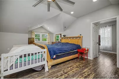 12420 Bellefontaine Road, Saint Louis, MO 63138 - Photo 17