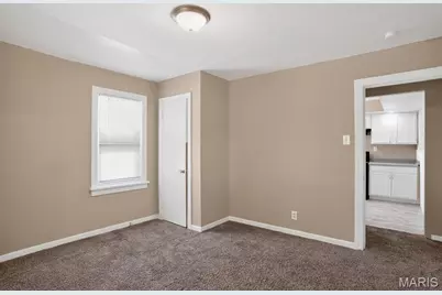 6652 Thurston Avenue, Saint Louis, MO 63134 - Photo 17