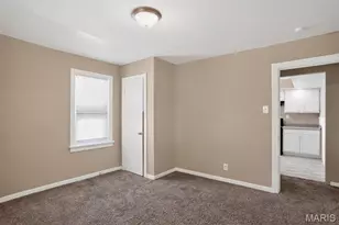 6652 Thurston Ave, Saint Louis, MO 63134 - Photo 17