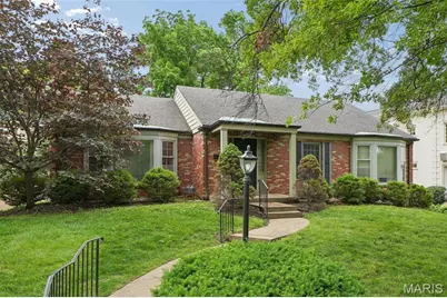 214 Topton Way, Clayton, MO 63105 - Photo 1