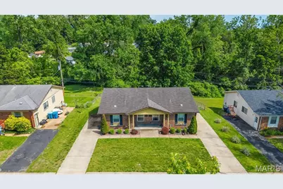 5239 Ville Anita Court, Hazelwood, MO 63042 - Photo 19