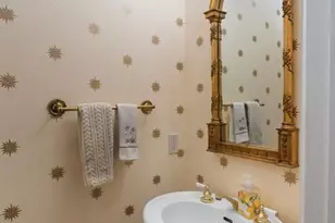 166 N Central Ave, Clayton, MO 63105 - Photo 11