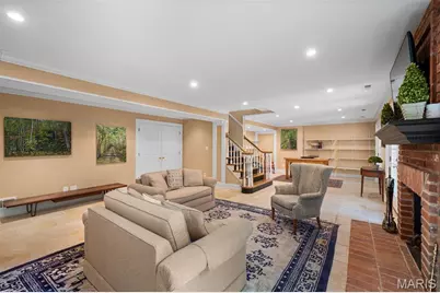 166 N Central Avenue, Clayton, MO 63105 - Photo 47