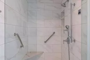 166 N Central Ave, Clayton, MO 63105 - Photo 33