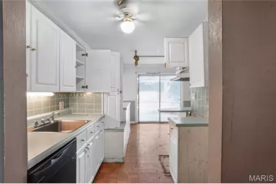 11735 Criterion Avenue, Saint Louis, MO 63138 - Photo 5