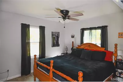 307 N 3rd Street, Chaffee, MO 63740 - Photo 13