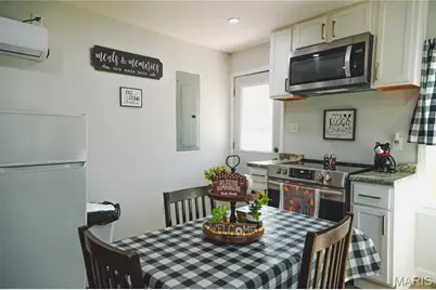307 N 3rd Street, Chaffee, MO 63740 - Photo 9