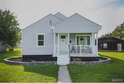 307 N 3rd Street, Chaffee, MO 63740 - Photo 1