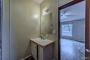 19456 Jewell Rd, Lebanon, MO 65536 - Photo 23