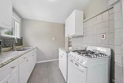 7619 Fairham Avenue, University City, MO 63130 - Photo 7