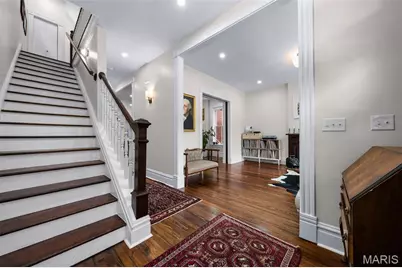 2745 Armand Place, Saint Louis, MO 63104 - Photo 3