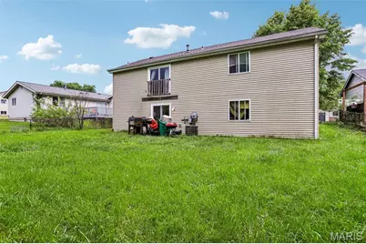 2342 Farnham Lane, Florissant, MO 63033 - Photo 3