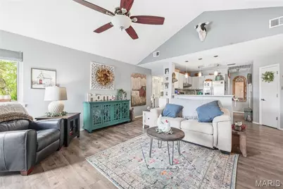 706 Hemingway Lane #D, Weldon Spring, MO 63304 - Photo 9