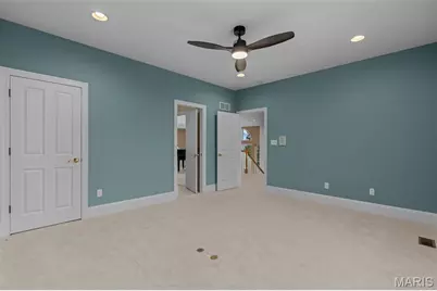 279 Greycliff Bluff Drive, Saint Louis, MO 63129 - Photo 65