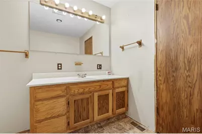 9351 McKay Road, French Village, MO 63036 - Photo 35
