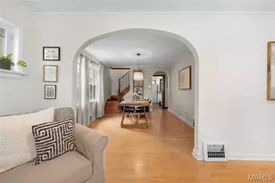 9058 Rosemary Ave, Saint Louis, MO 63123 - Photo 7