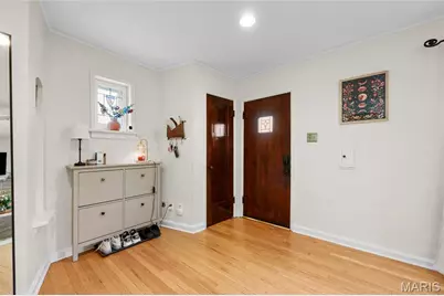 9058 Rosemary Avenue, Saint Louis, MO 63123 - Photo 5