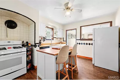 9058 Rosemary Avenue, Saint Louis, MO 63123 - Photo 17