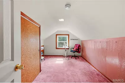 9058 Rosemary Avenue, Saint Louis, MO 63123 - Photo 25