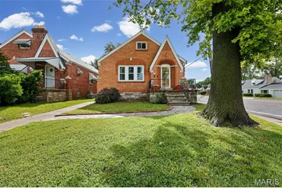 9058 Rosemary Avenue, Saint Louis, MO 63123 - Photo 1