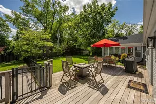 17 Colonial Hills Pkwy, Creve Coeur, MO 63141 - Photo 7