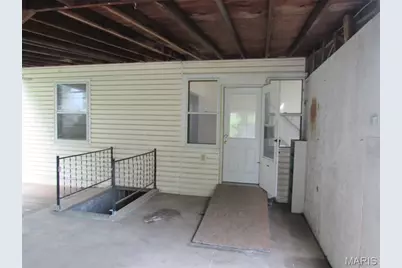 627 S Benton Avenue, Saint Charles, MO 63301 - Photo 5