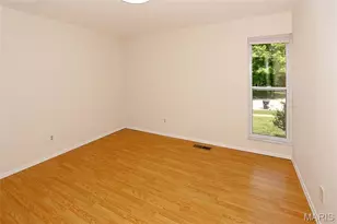 607 Garden Leaf Ct, Ballwin, MO 63011 - Photo 37