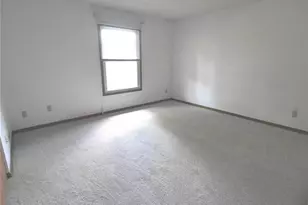 12228 Tarpon Dr, Florissant, MO 63033 - Photo 17