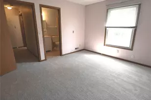 12228 Tarpon Dr, Florissant, MO 63033 - Photo 15