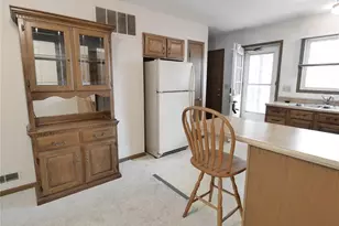 12228 Tarpon Dr, Florissant, MO 63033 - Photo 7