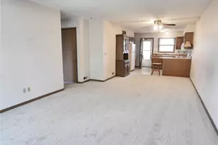 12228 Tarpon Dr, Florissant, MO 63033 - Photo 5