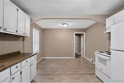 7110 Dawson Place, Saint Louis, MO 63136 - Photo 7
