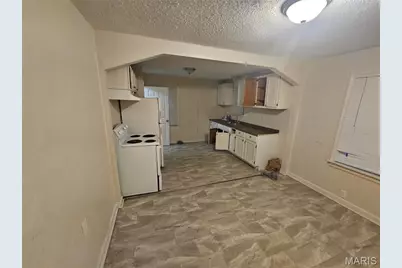 7110 Dawson Place, Saint Louis, MO 63136 - Photo 5
