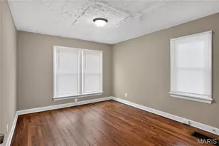 7110 Dawson Pl, Saint Louis, MO 63136 - Photo 11