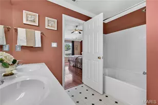 38 Glastonbury Ct, Lake Saint Louis, MO 63367 - Photo 25