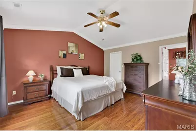 38 Glastonbury Court, Lake Saint Louis, MO 63367 - Photo 21