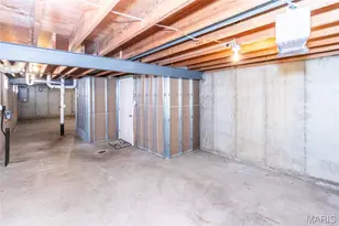 11668 Holly Springs Dr, Saint Louis, MO 63146 - Photo 21