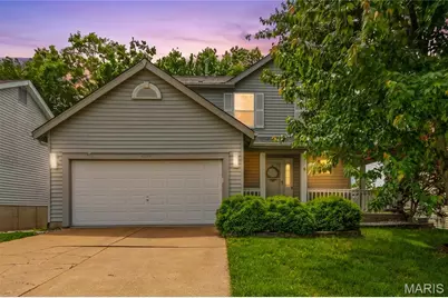 4334 Southview Way Drive, Saint Louis, MO 63129 - Photo 1
