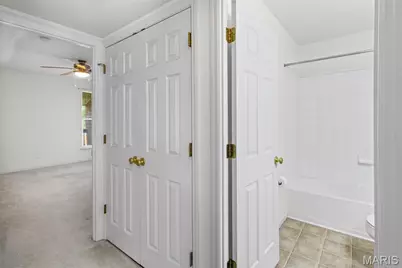 1984 Green Glen Drive #301, Kirkwood, MO 63122 - Photo 23