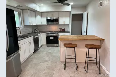 5144 Wallingford Drive, Saint Louis, MO 63121 - Photo 9