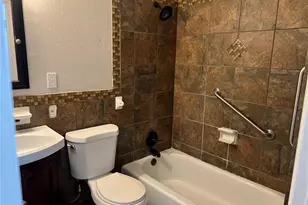 5144 Wallingford Dr, Saint Louis, MO 63121 - Photo 11